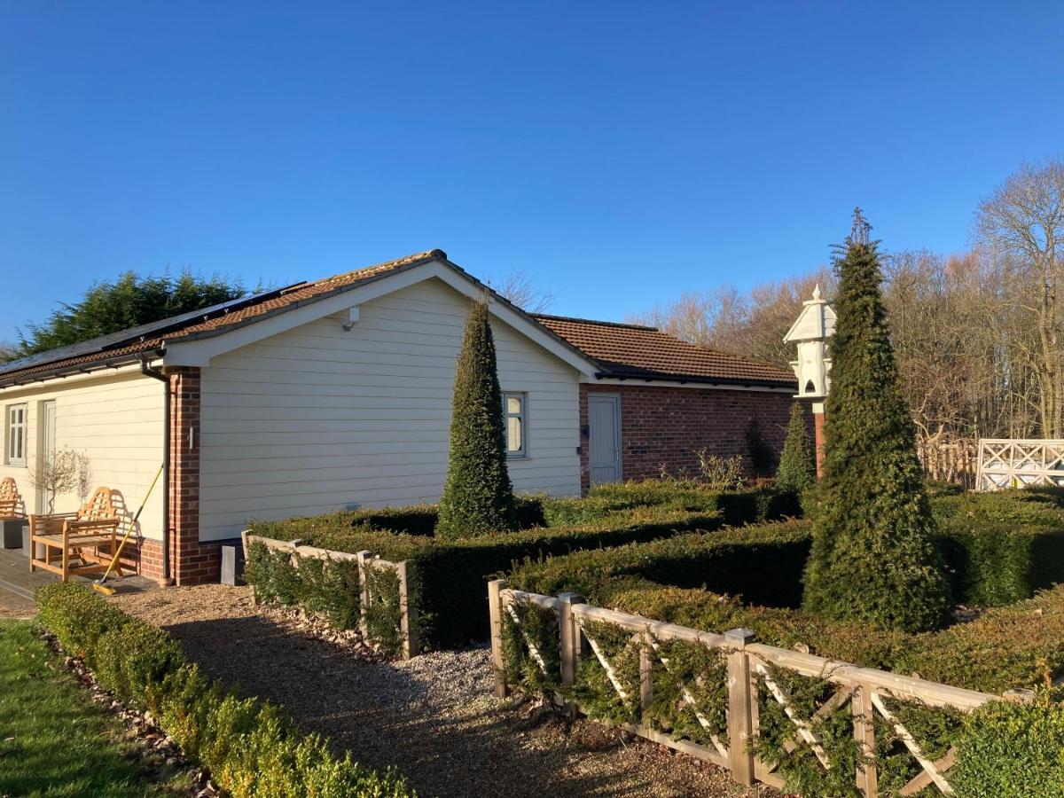 The Oaks Stable Cottage Haughley Exterior photo